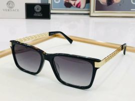Picture of Versace Sunglasses _SKUfw52140677fw